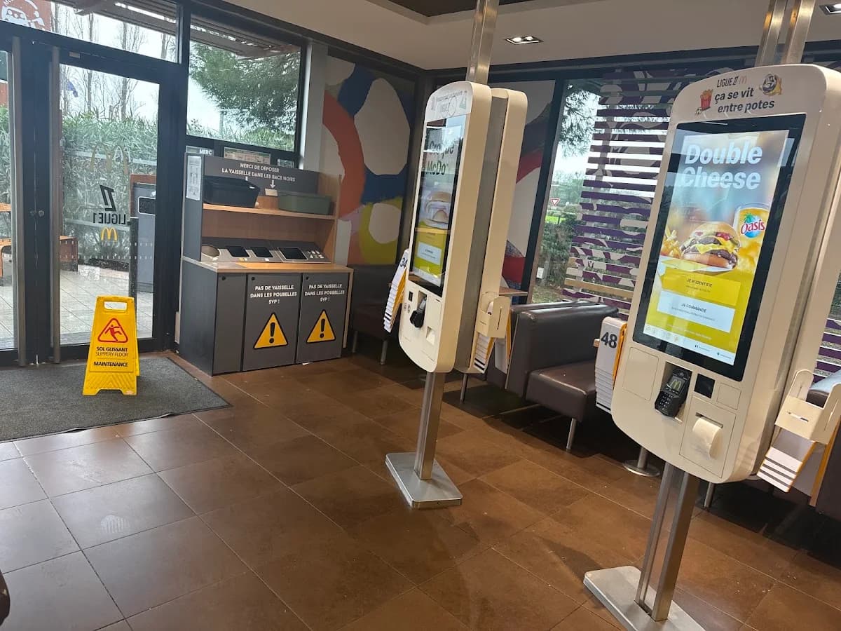McDonald's — Agde — Cap d'Agde Méditerranée