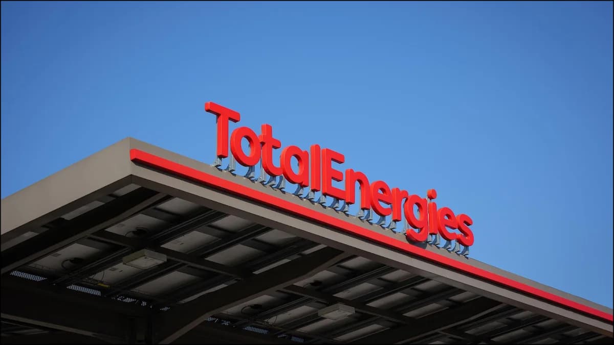 TotalEnergies - SAS L OCCITANE AUTOMOBILES — Agde — Cap d'Agde Méditerranée