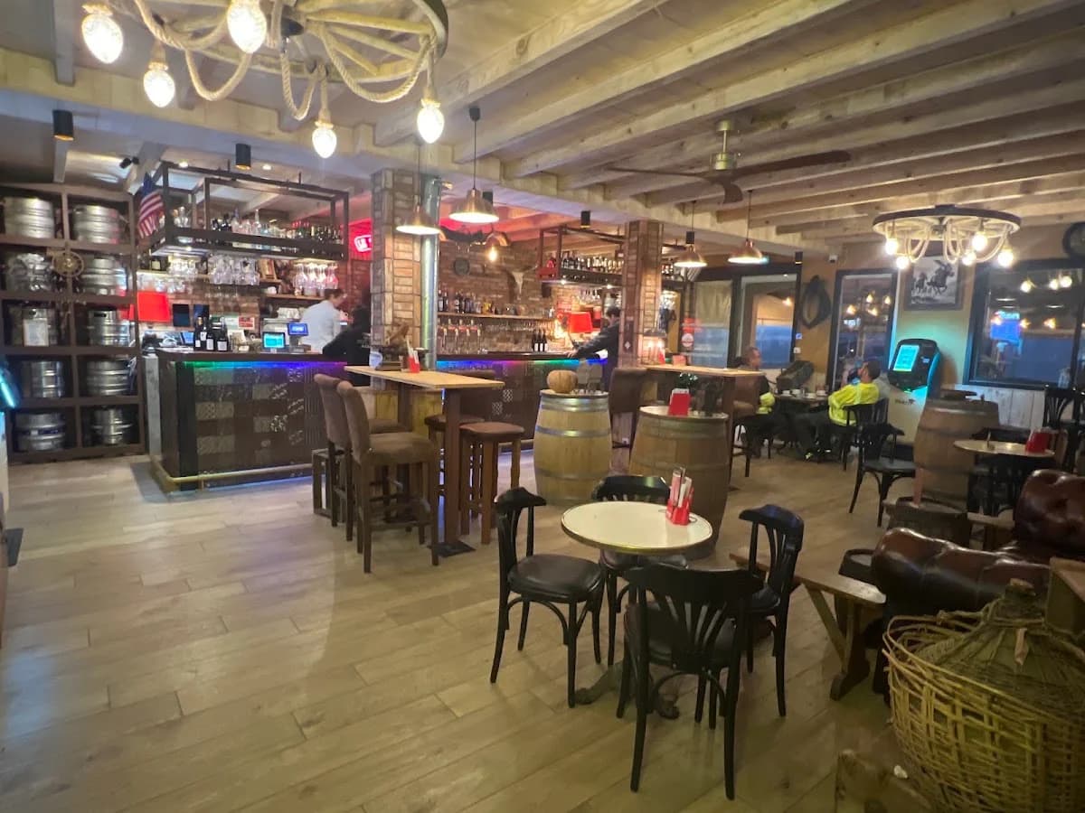 BAR RESTAURANT LE SPORTING — Agde — Cap d'Agde Méditerranée