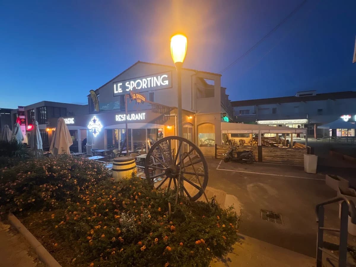 BAR RESTAURANT LE SPORTING — Agde — Cap d'Agde Méditerranée