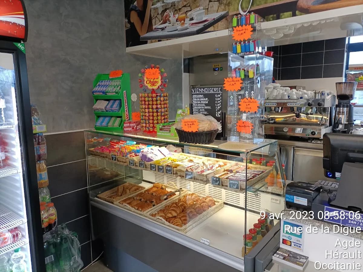 cafe de la gare — Agde — Cap d'Agde Méditerranée