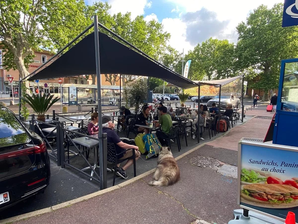 cafe de la gare — Agde — Cap d'Agde Méditerranée