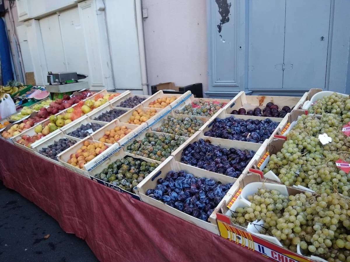 Marché alimentaire - Les Halles — Agde — Cap d'Agde Méditerranée