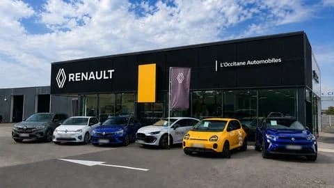 RENAULT AGDE - GROUPE PEYROT — Agde — Cap d'Agde Méditerranée