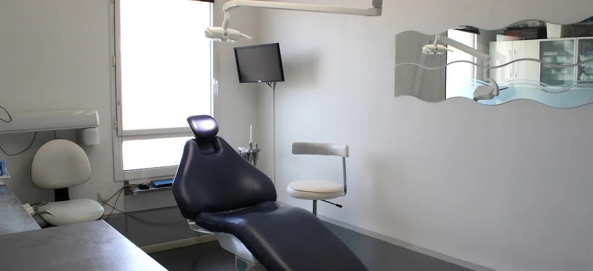 Docteur Eric Antoine - Chirurgien dentiste — Agde — Cap d'Agde Méditerranée
