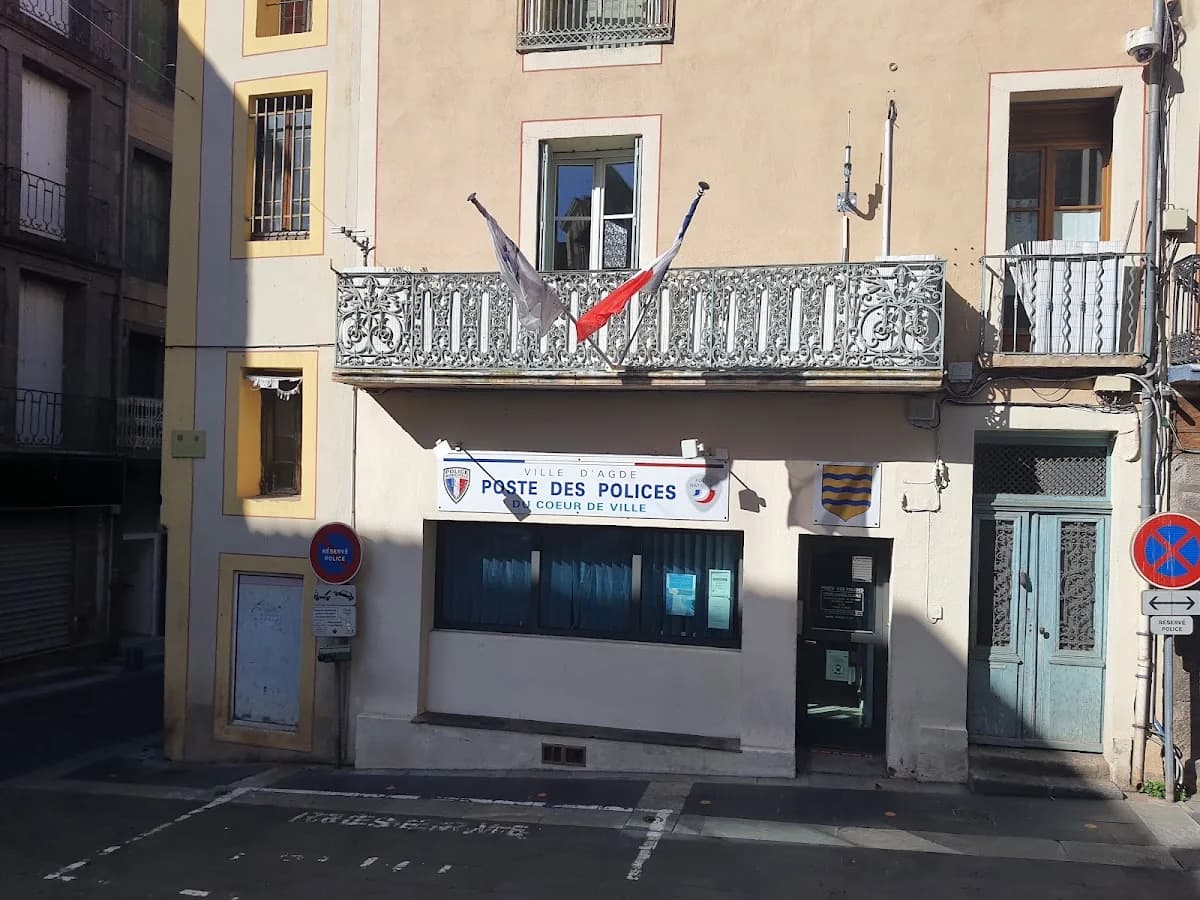 Poste Des Polices — Agde — Cap d'Agde Méditerranée