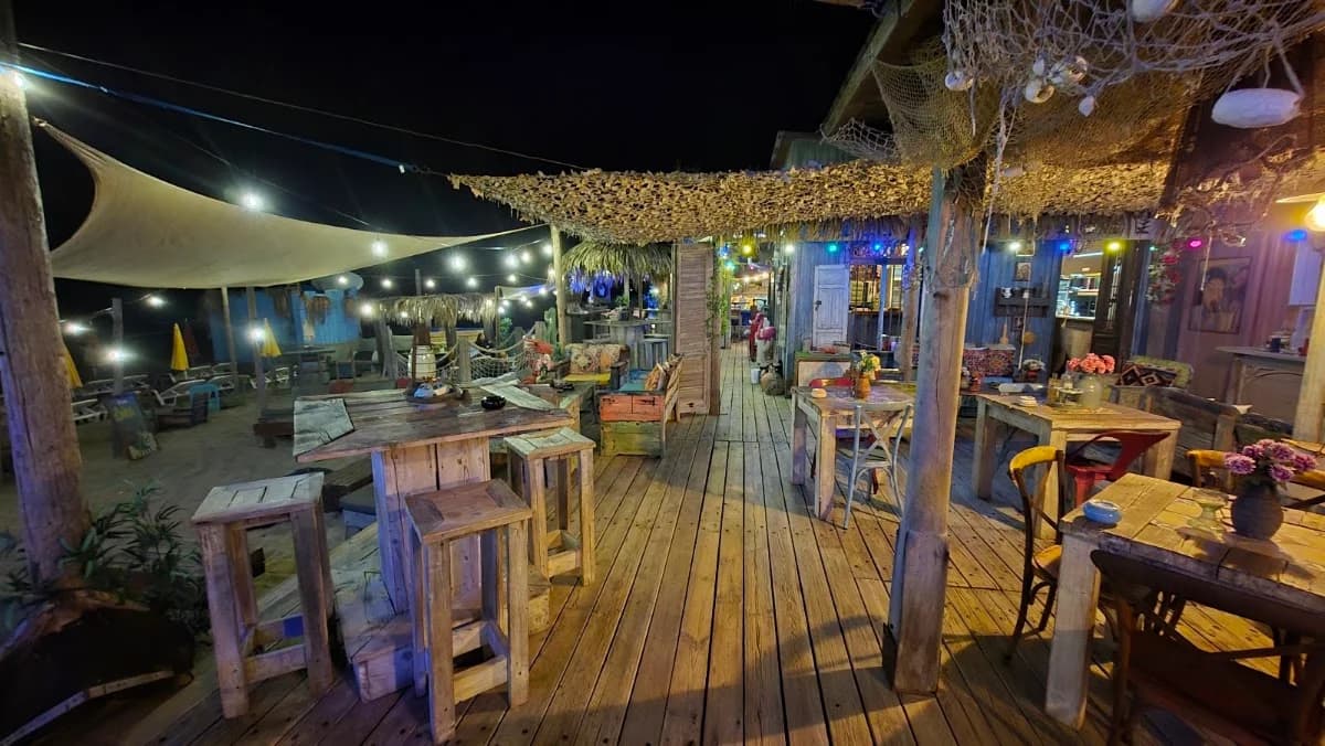Mango's Beach Bar — Cap D’Agde — Cap d'Agde Méditerranée