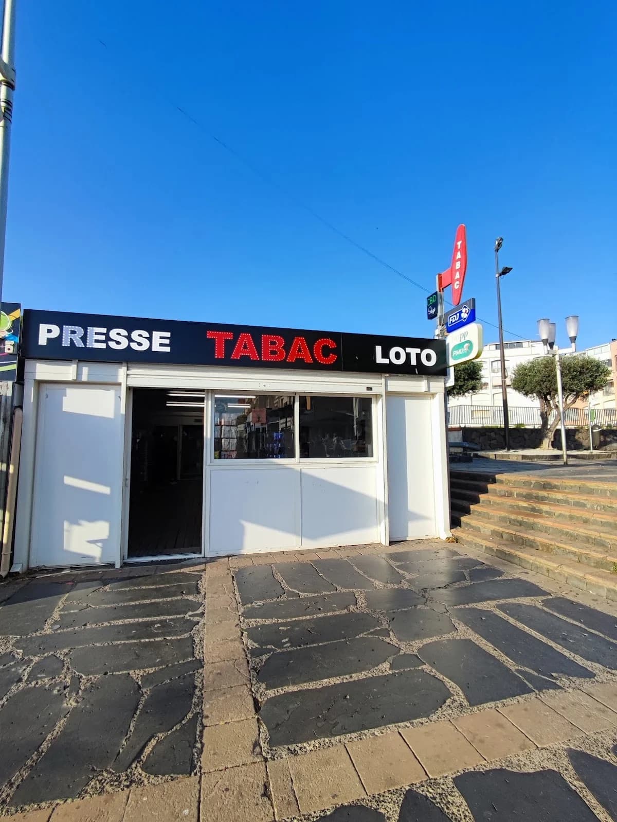 Tabac du Port — Agde — Cap d'Agde Méditerranée