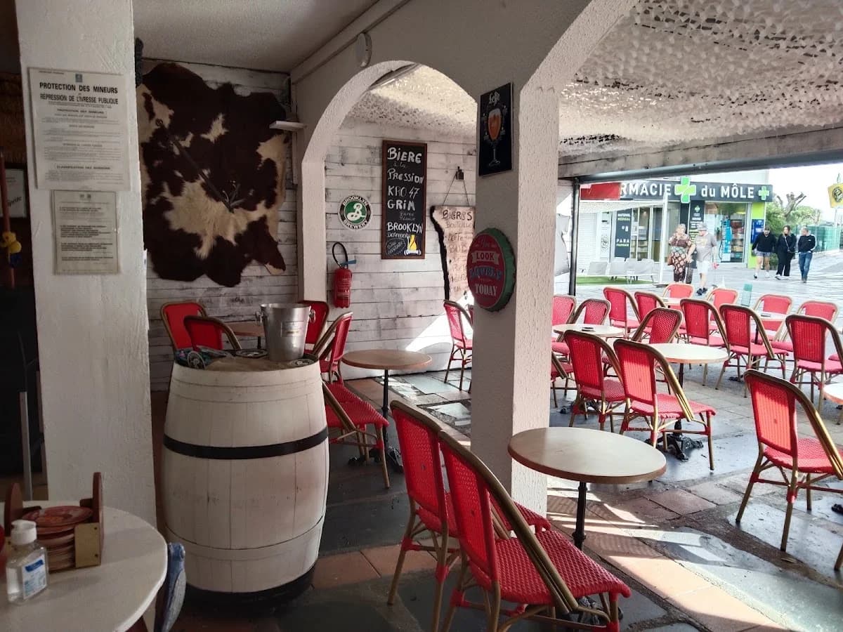 Pharmacie du Môle — Le Cap d'Agde — Cap d'Agde Méditerranée
