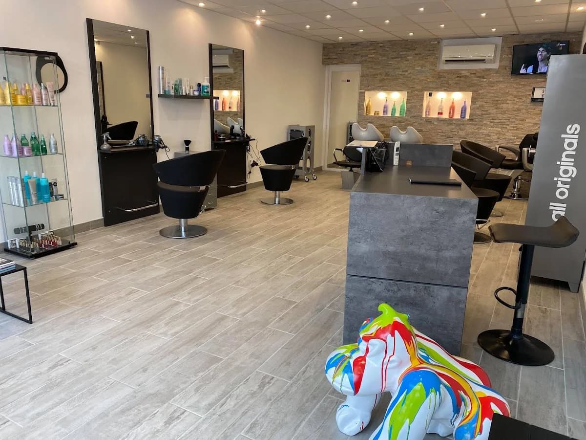Studio coiffure 2000 — Agde — Cap d'Agde Méditerranée