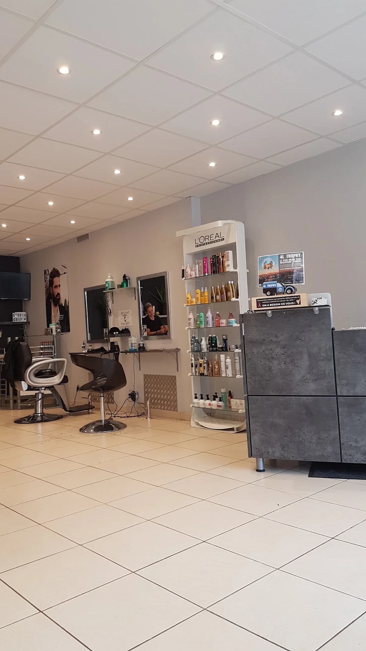 Studio coiffure 2000 — Agde — Cap d'Agde Méditerranée