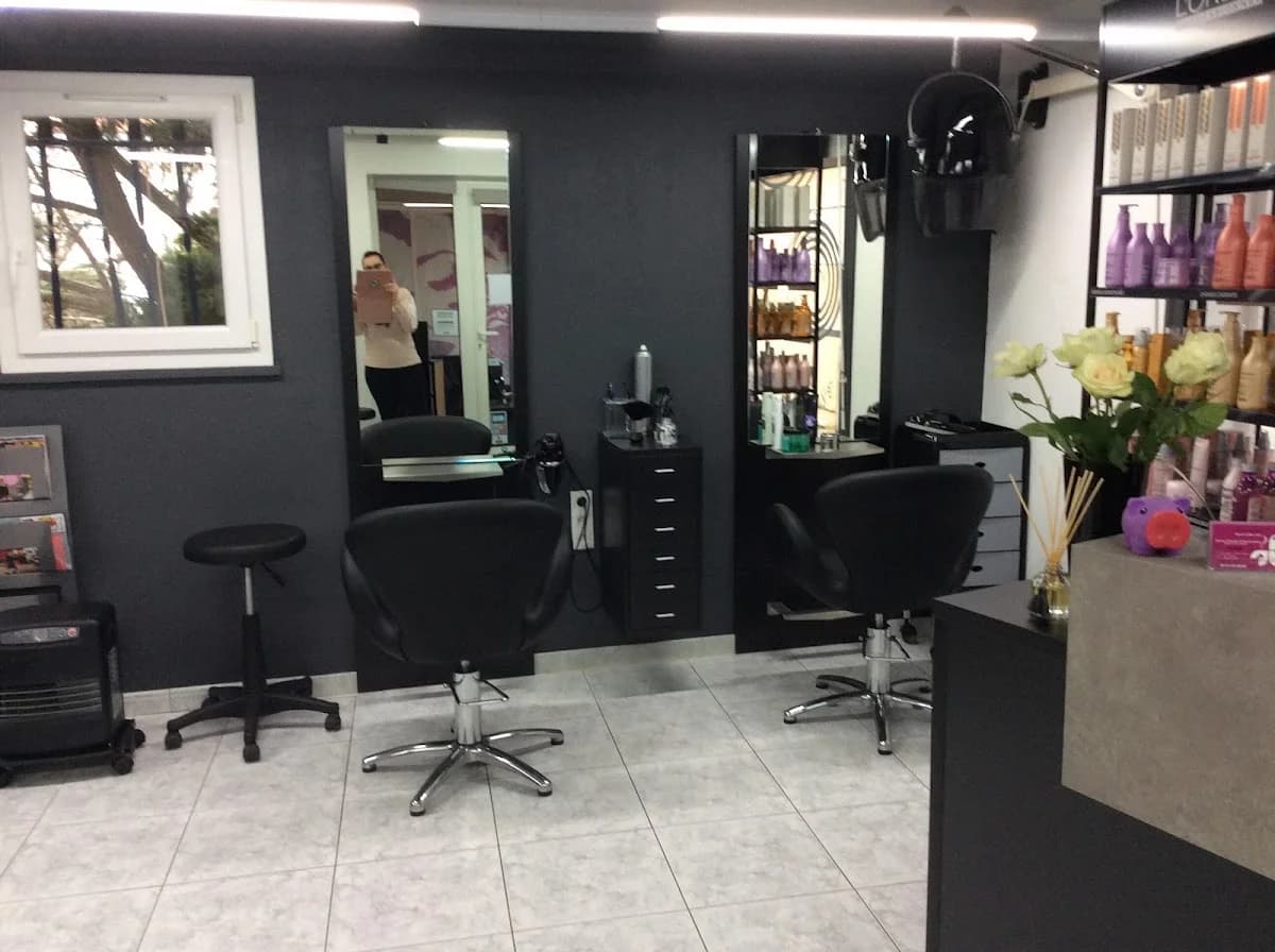 M.J COIFFURE — Agde — Cap d'Agde Méditerranée