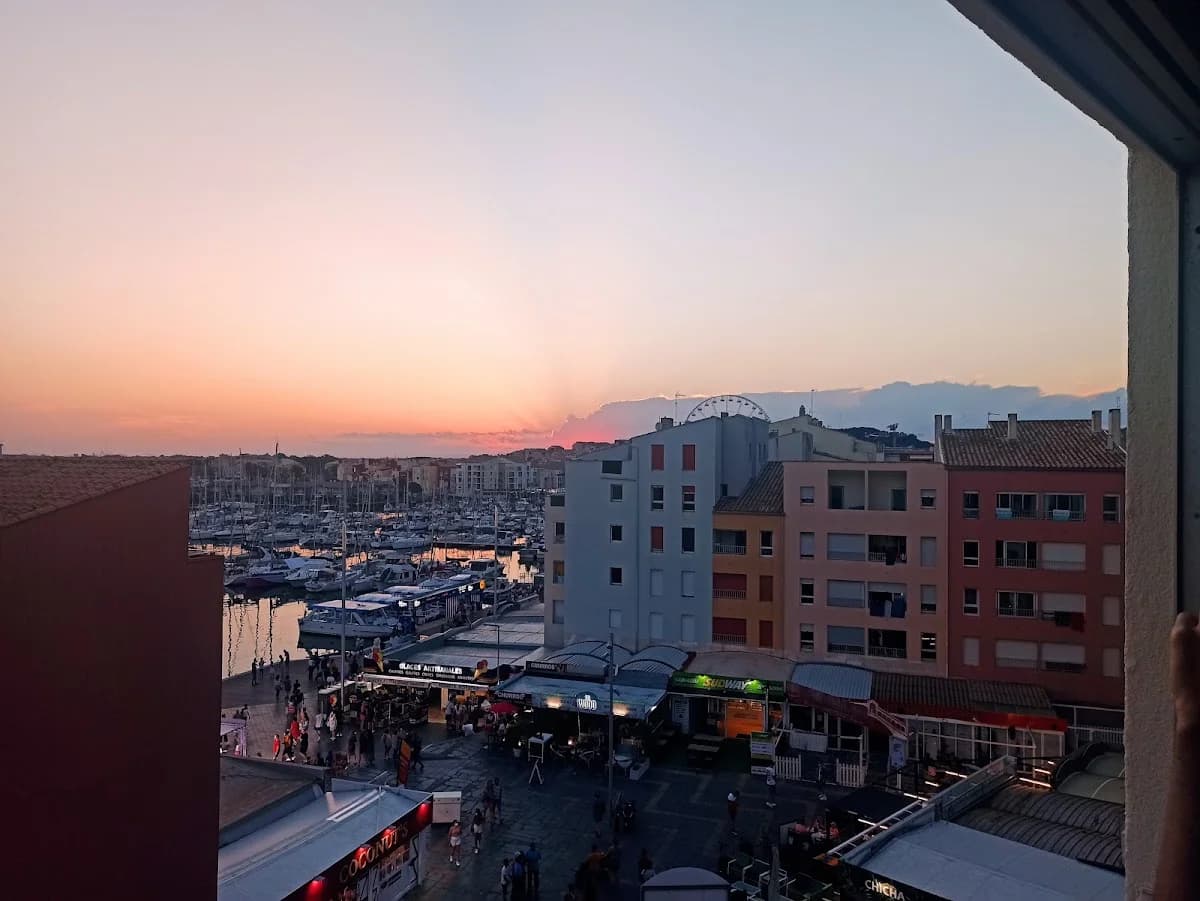 FONCIA | Agence Immobilière | Achat-Vente | Agde | Avenue des Sergents — Agde — Cap d'Agde Méditerranée