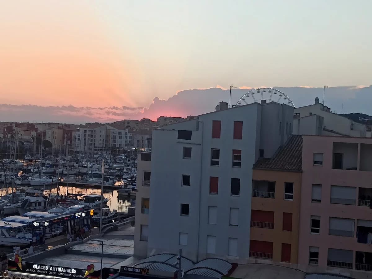 FONCIA | Agence Immobilière | Achat-Vente | Agde | Avenue des Sergents — Agde — Cap d'Agde Méditerranée