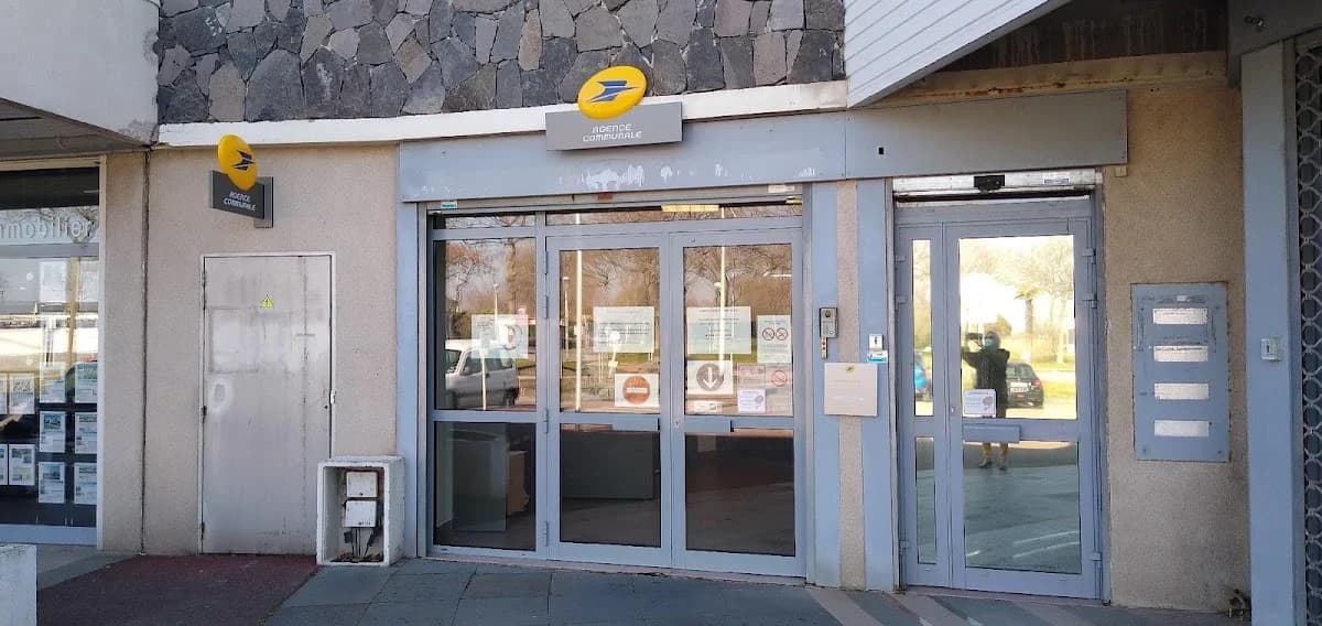 La Poste Agence Communale — Agde — Cap d'Agde Méditerranée