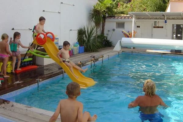 Ecole de Natation chez Kiki - Aquabike - Cap d'Agde - Aquagym - Bébé nageur - Christian Champsaur — Agde — Cap d'Agde Méditer