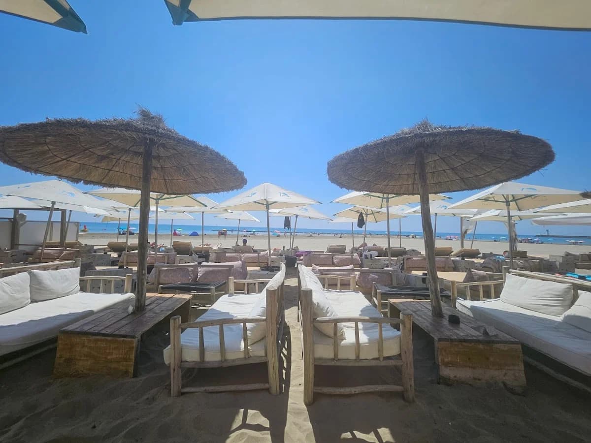 Sun 7 Beach — Agde — Cap d'Agde Méditerranée