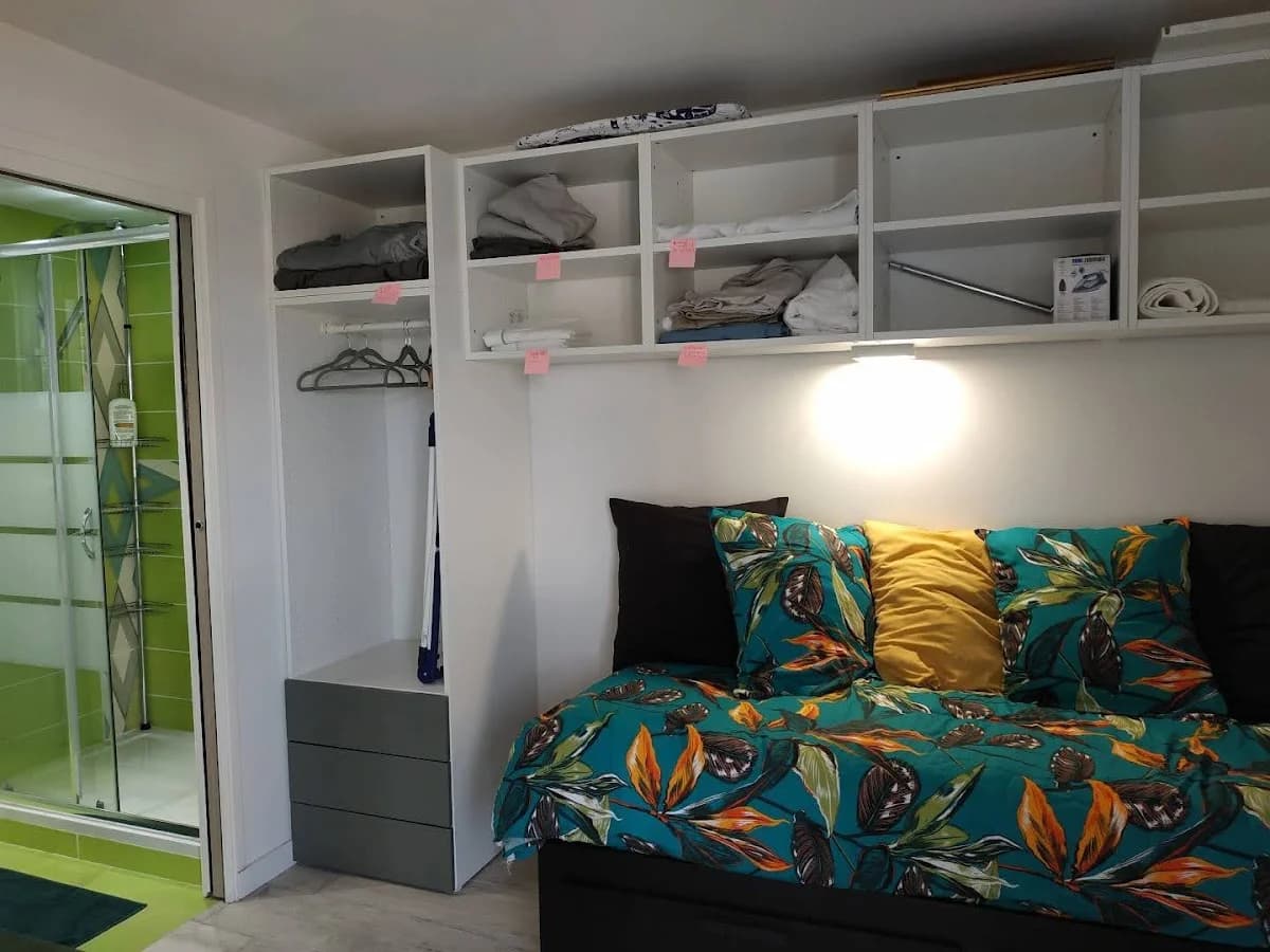 à vendre Cap d'Agde super appart 4 pers climatisé vue imprenable sur le port :300 m de la plage 50 m tous commerces — Le Cap 