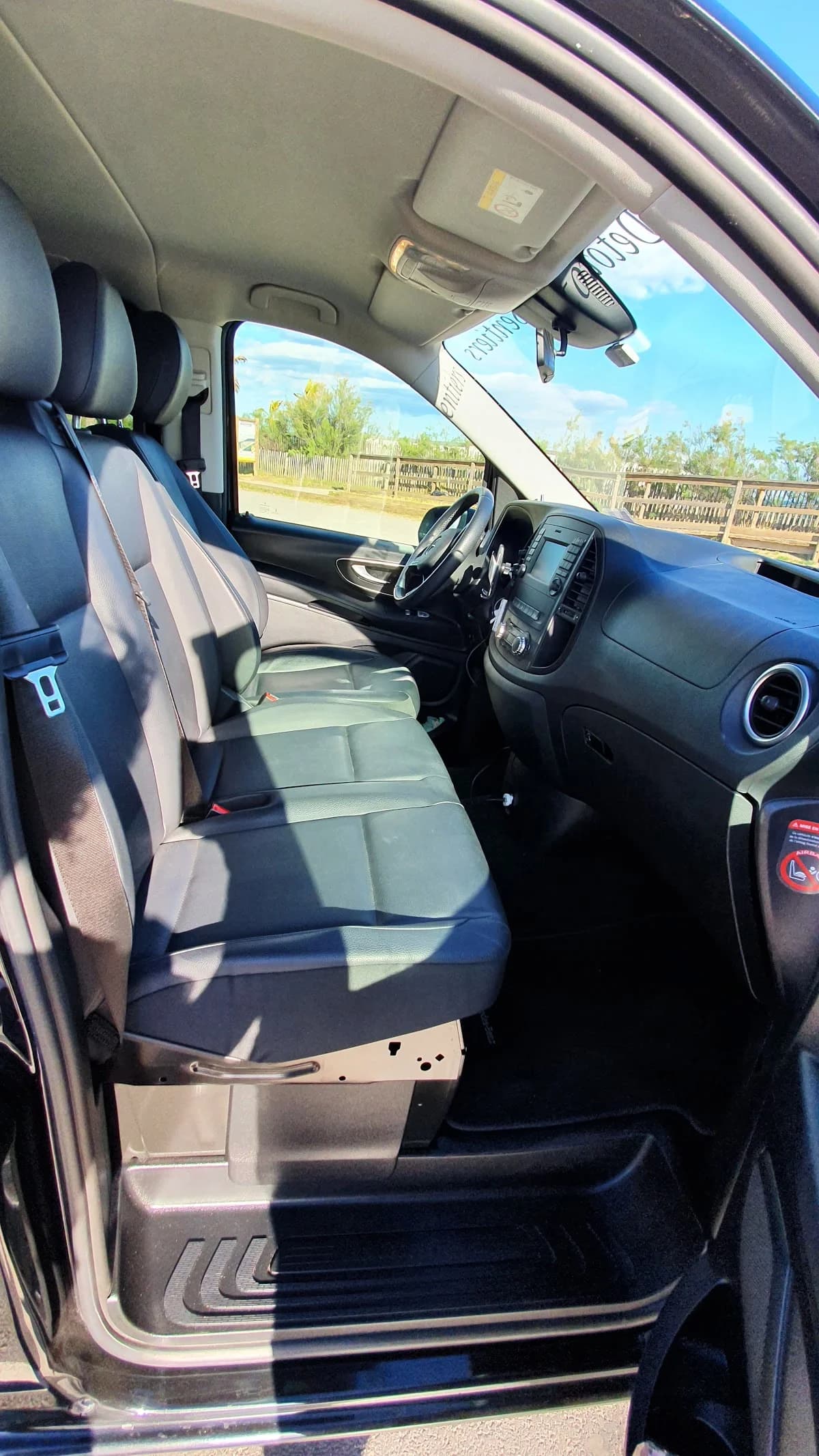 Taxi Aux Detours Des Sentiers — Le Cap d'Agde — Cap d'Agde Méditerranée