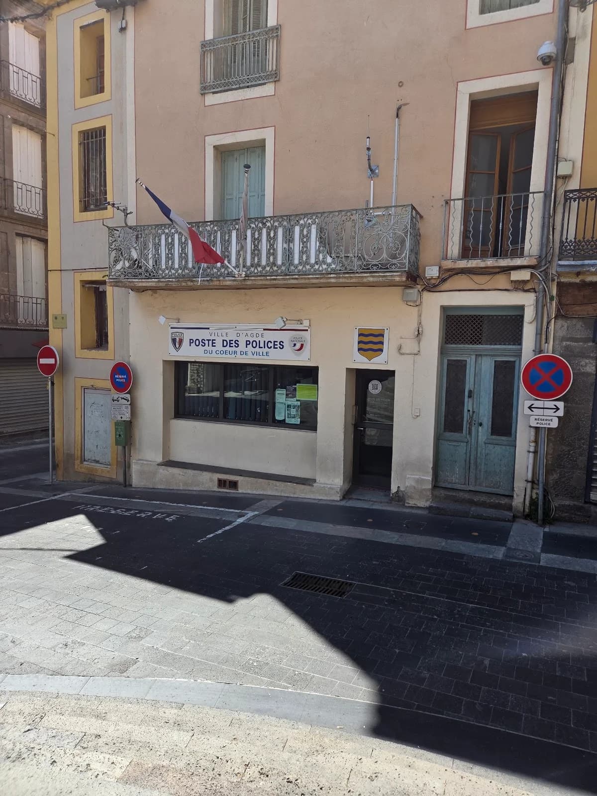 Poste Des Polices — Agde — Cap d'Agde Méditerranée