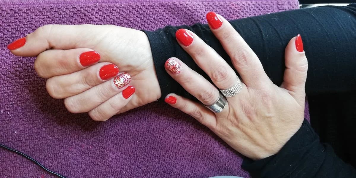 Akoua'Nails (espace onglerie) — Agde — Cap d'Agde Méditerranée