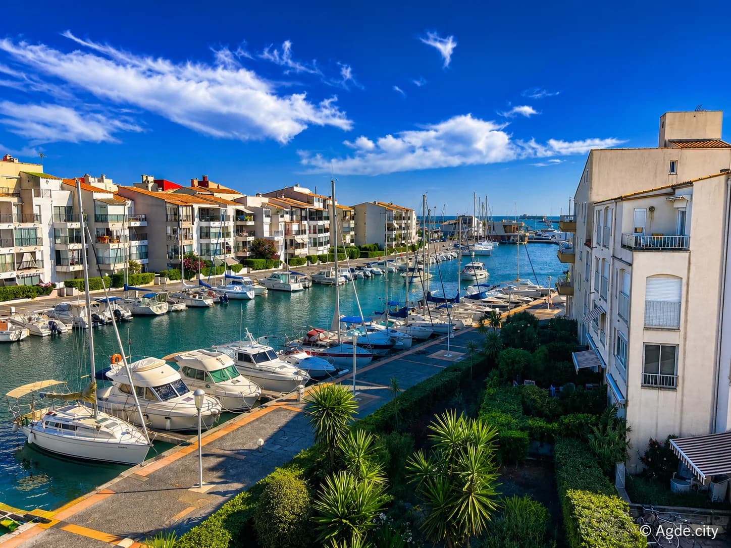 L'île des pêcheurs au port du Cap d'Agde