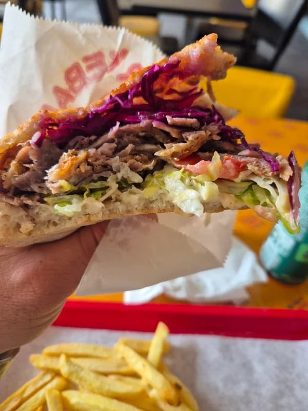 TURKISH KEBAB PİZZA GRİLL AGDE — Agde — Cap d'Agde Méditerranée