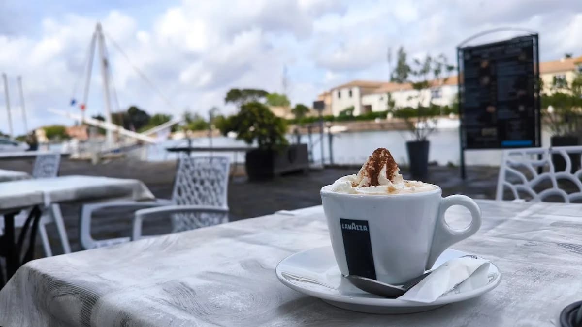 Café Capitaine — Agde — Cap d'Agde Méditerranée