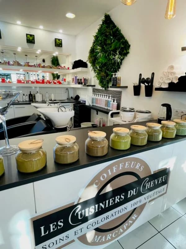 Le 27 Bis Coiffure — Agde — Cap d'Agde Méditerranée
