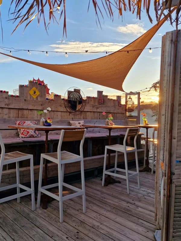 Mango's Beach Bar — Cap D’Agde — Cap d'Agde Méditerranée