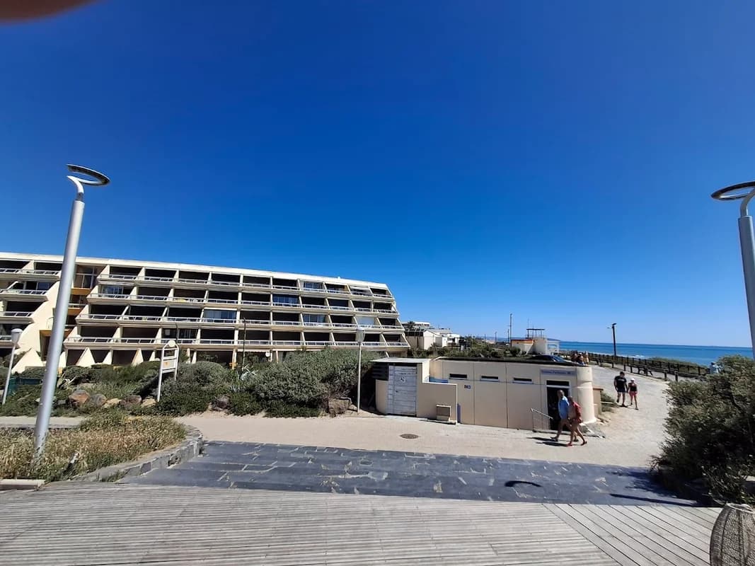 Service d'Accueil du village naturiste — Agde — Cap d'Agde Méditerranée