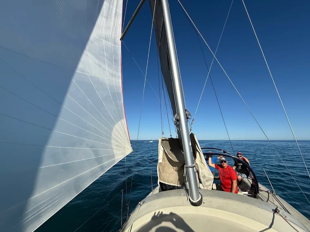 ViensNaviguer.fr - Sortie en Voilier - École de Voile — Agde — Cap d'Agde Méditerranée