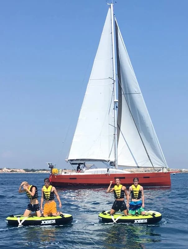 CapOceima - Bouées tractées Cap d'Agde — Agde — Cap d'Agde Méditerranée