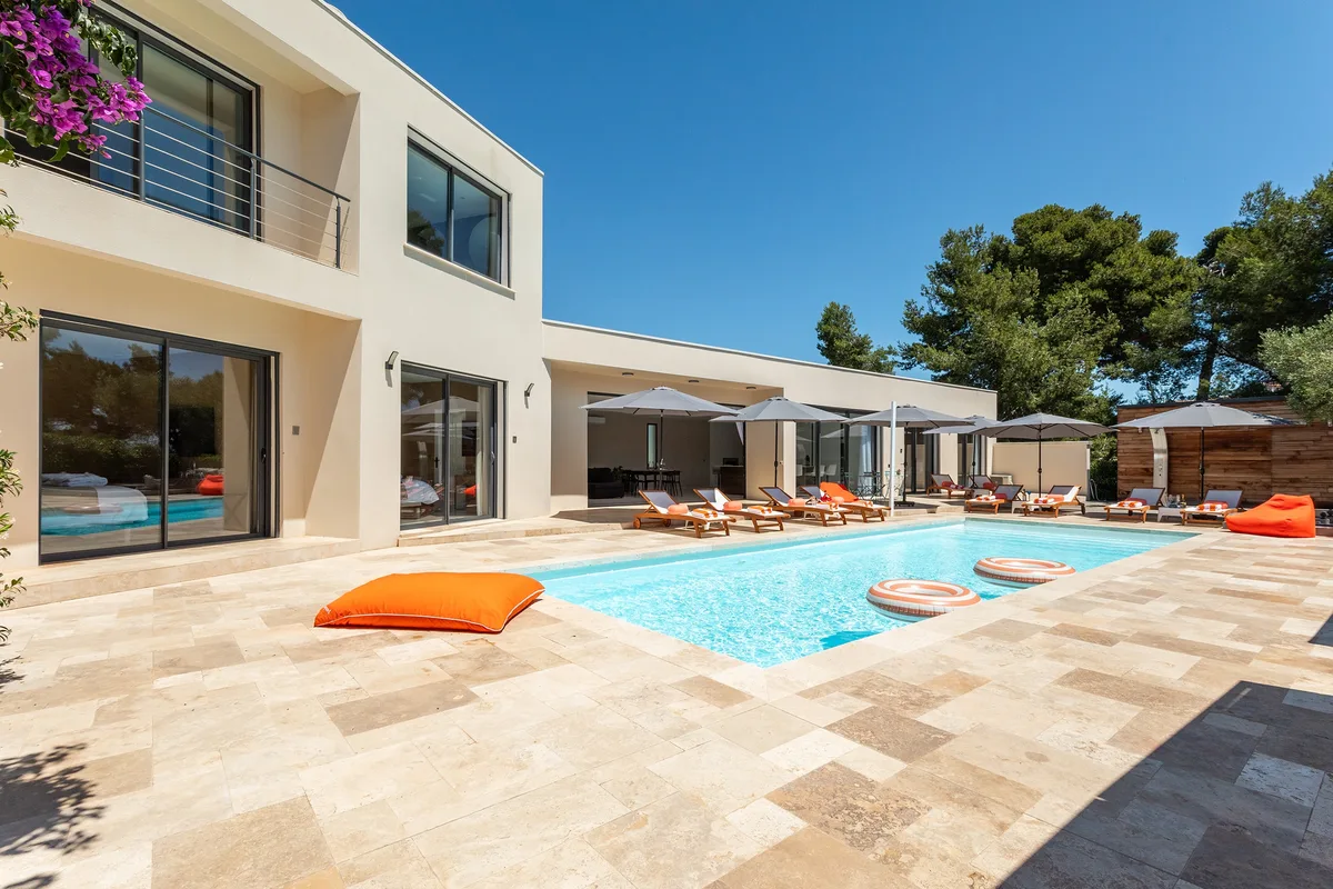 La Villa Monarque