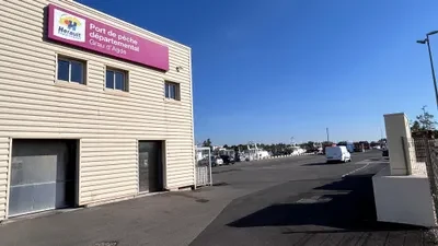 

C’est l’enseigne de la criée du gros d’Agde