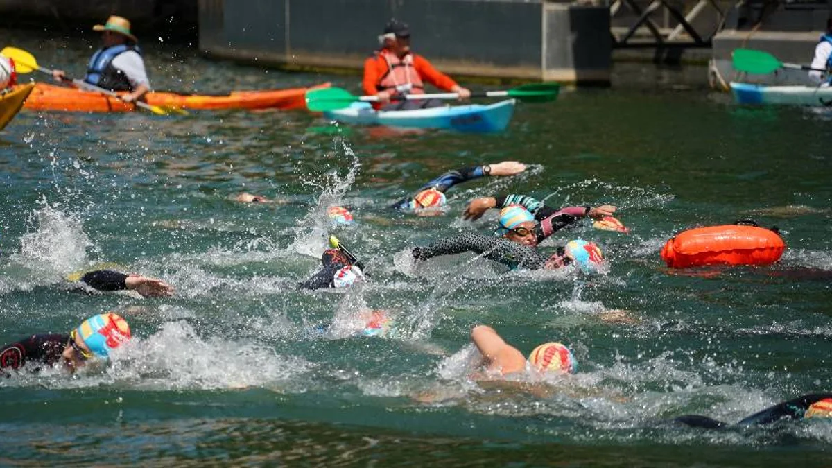 Agde - Axel Reymond s'impose sur l'Open Swim Harmonie Mutuelle entre Agde et le Grau d'Agde #agde