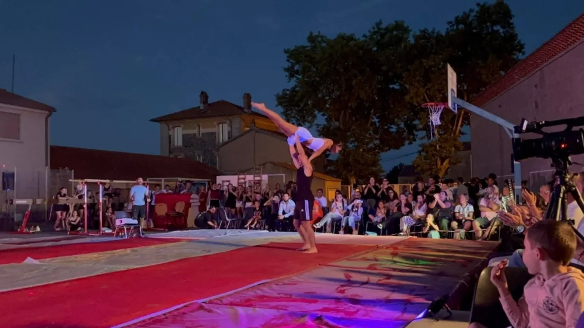 Bessan - La gymnastique du collège Victor Hugo fait son show et célèbre ses champions #bessan
