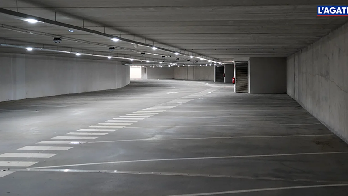 Agde - Pourquoi le parking souterrain du centre-ville d'Agde n'est-il toujours pas ouvert ? #agde