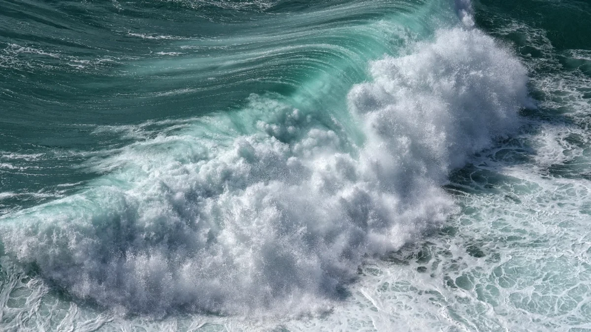 Cap d'Agde - Fortes vagues attendues sur le littoral héraultais ce jeudi #capdagde