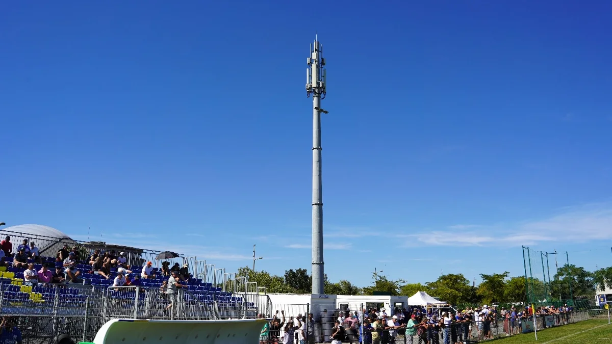 Agde - Éclairage du stade de rugby à Agde : enfin la lumière au bout du tunnel ! #agde