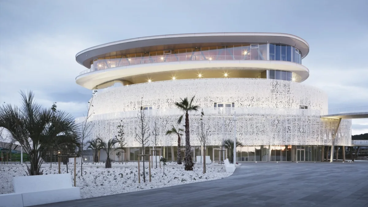 Cap d'Agde - Le Palais des Congrès lance ses « Afterworks du Jeudi » sur le rooftop du Belvédère #capdagde