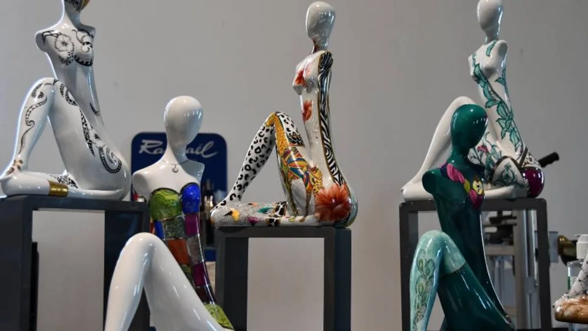 Agde - Oxytanya : la porcelaine du monde entier s'expose au Moulin des Évêques à Agde #agde