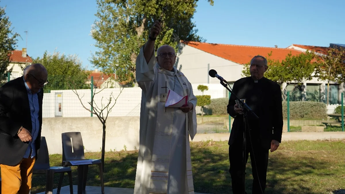 Grau d'Agde - Le Centre paroissial Saint-Carlo-Acutis béni par l'archevêque de Montpellier #graudagde
