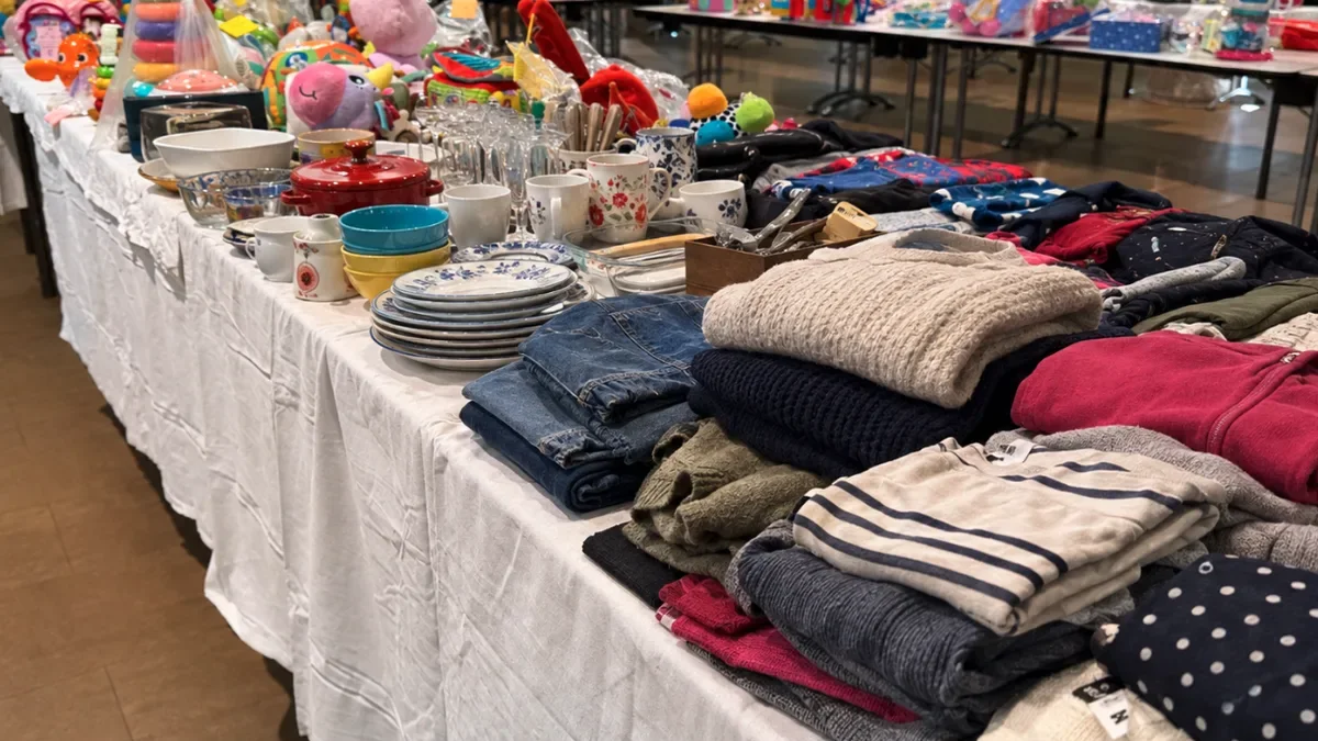 Agde : manteaux, chaussures et déco à petits prix, le Secours Catholique organise sa grande braderie