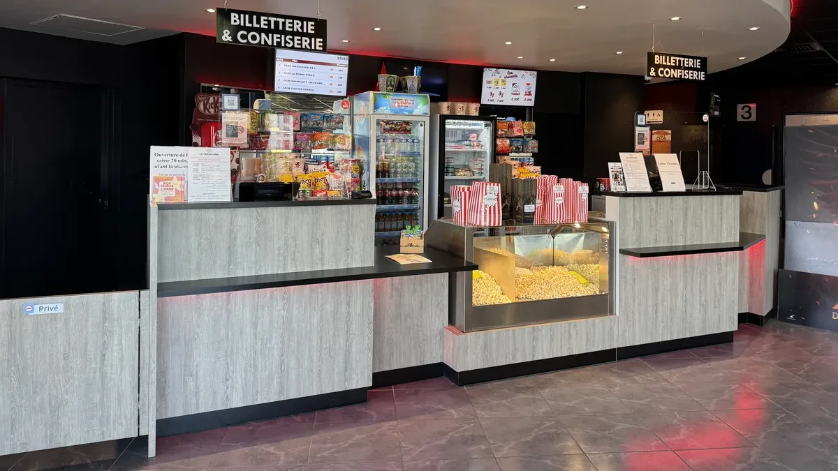 Du rire, des débats et du cinéma : quinze jours bien remplis au Travelling d'Agde